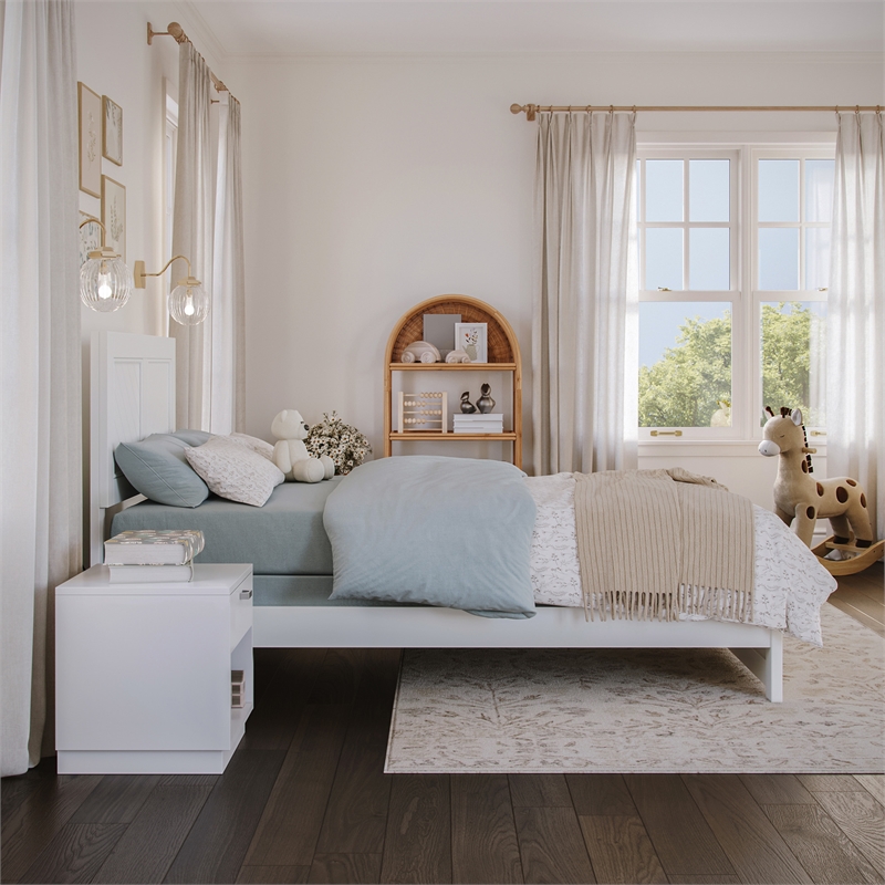 Canyon Twin Foundation Bed Frame with Matching Footboard in White