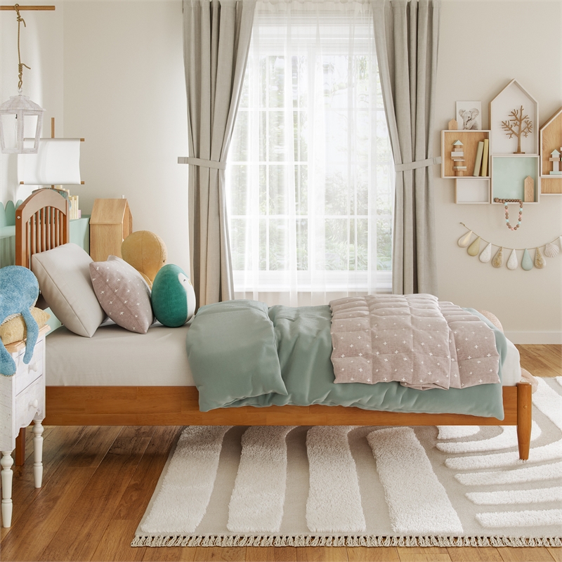 Quincy Twin Wood Low Profile Platform Bed in Light Toffee