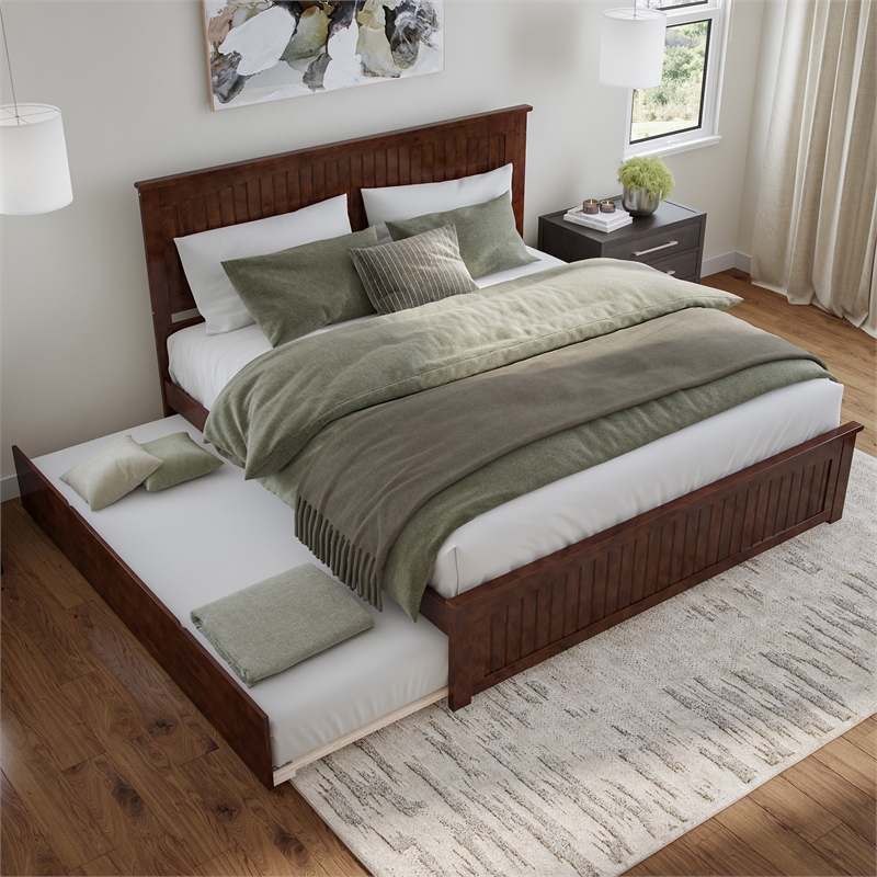 Nantucket King Wood Platform Bed with Matching Footboard & TXL Trundle in Walnut