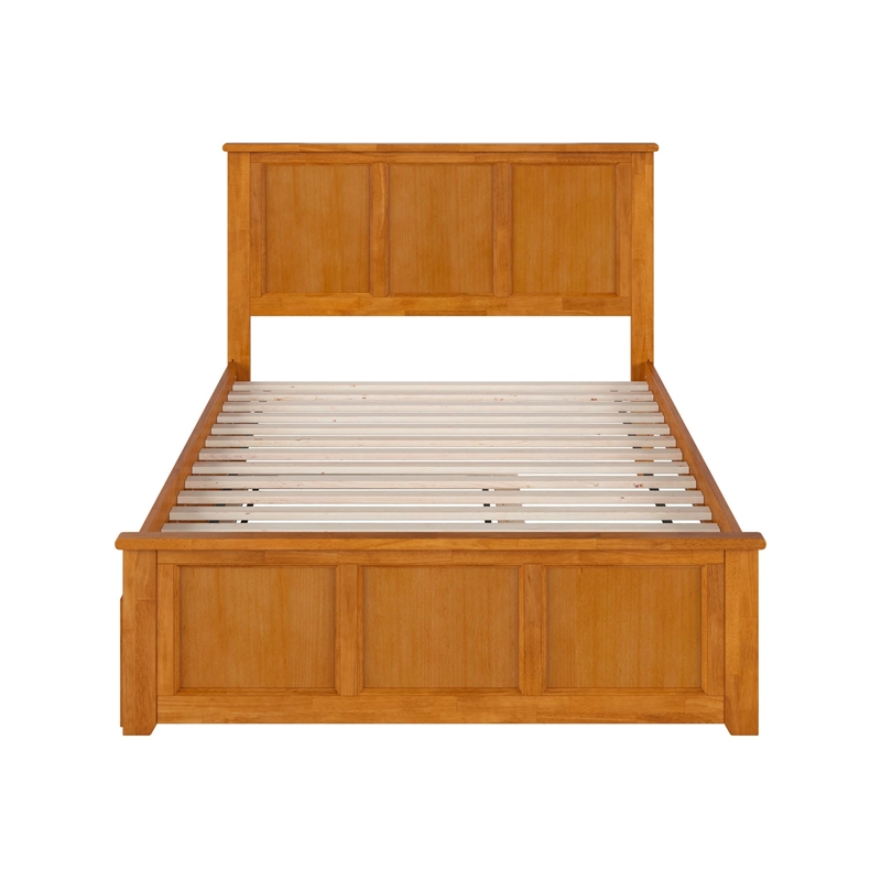 Madison Full Platform Bed with Matching Footboard & Twin Trundle in Light Toffee