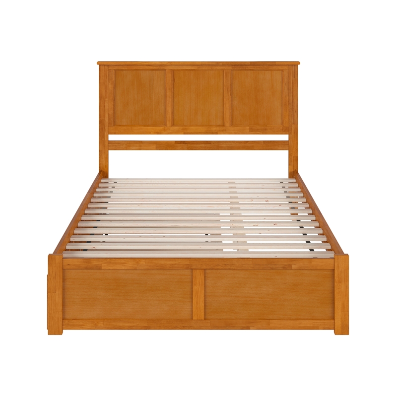 Madison Queen Wood Platform Bed with Footboard and Trundle in Light Toffee