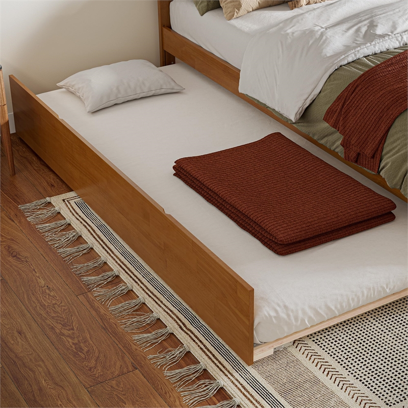 Nantucket TXL Platform Bed with Matching Footboard & TXL Trundle in Light Toffee