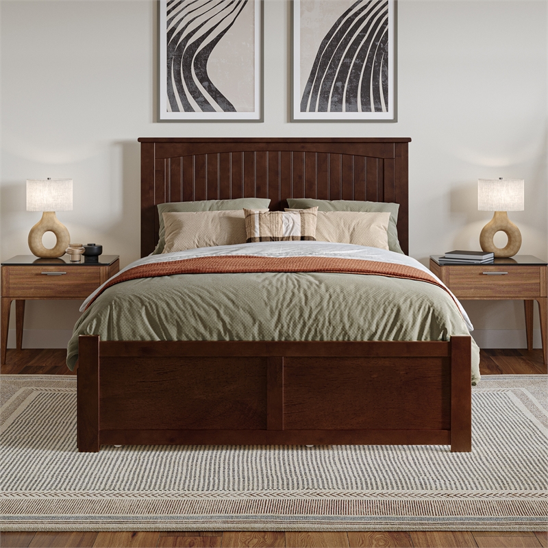 Nantucket Full Wood Platform Bed with Footboard and Twin Trundle in Walnut