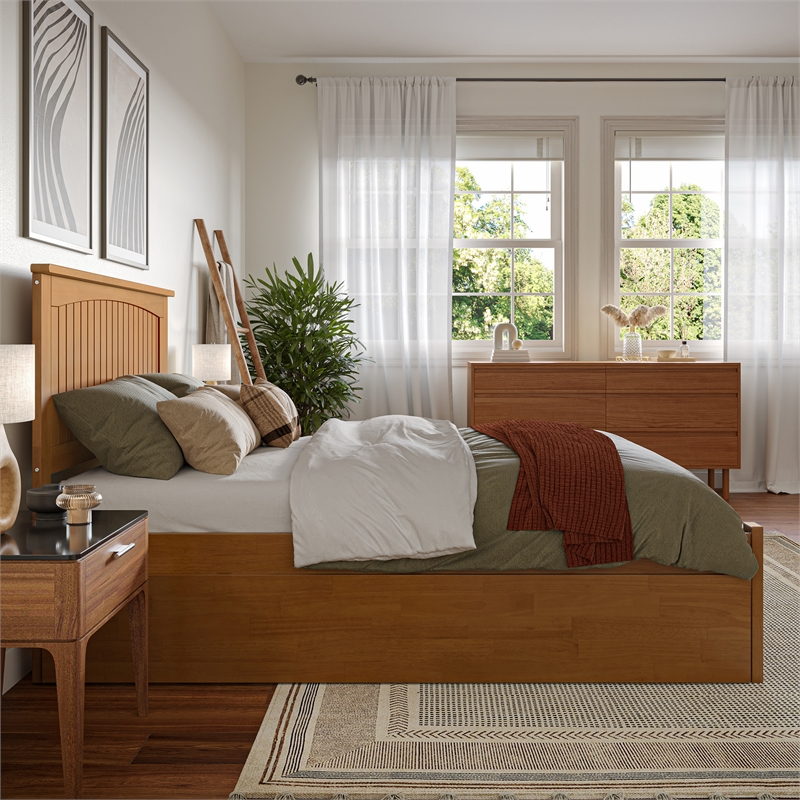 Nantucket Full Wood Platform Bed with Footboard and Full Trundle in Light Toffee