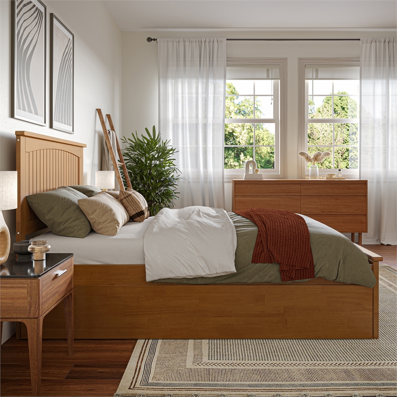 Nantucket Full Platform Bed w/Matching Footboard & Full Trundle in Light Toffee