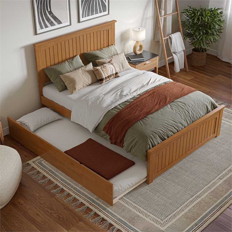 Nantucket Full Platform Bed w/Matching Footboard & Full Trundle in Light Toffee