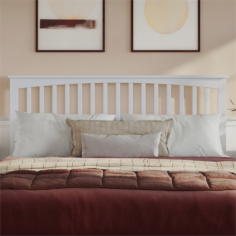 Everett King Wood Platform Bed with Panel Footboard and Twin XL Trundle in White