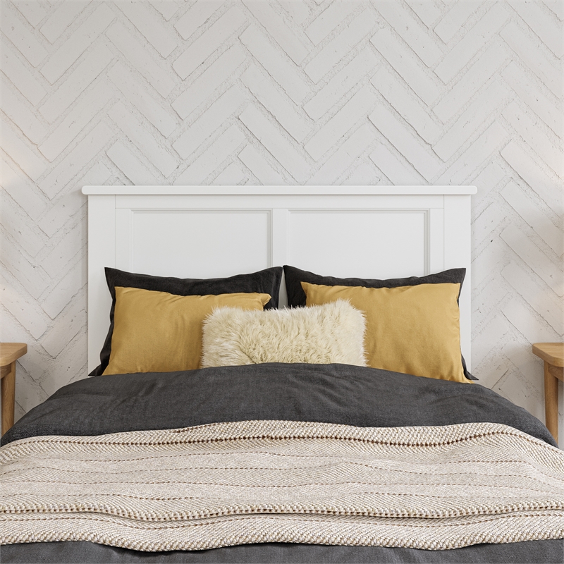 Felicity Twin XL Wood Platform Bed with Panel Footboard & Drawers in White