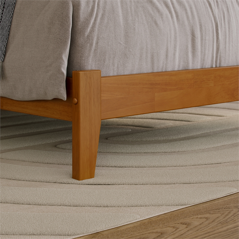 Nantucket Twin XL Solid Wood Foundation Bed in Light Toffee