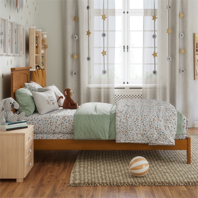 Nantucket Twin Solid Wood Foundation Bed in Light Toffee