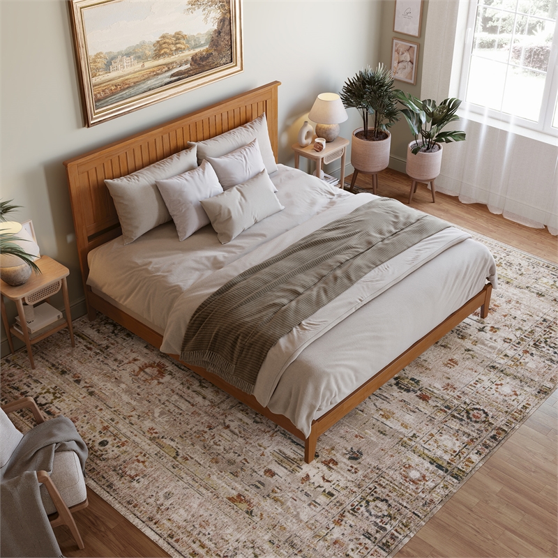 Nantucket King Solid Wood Foundation Bed in Light Toffee