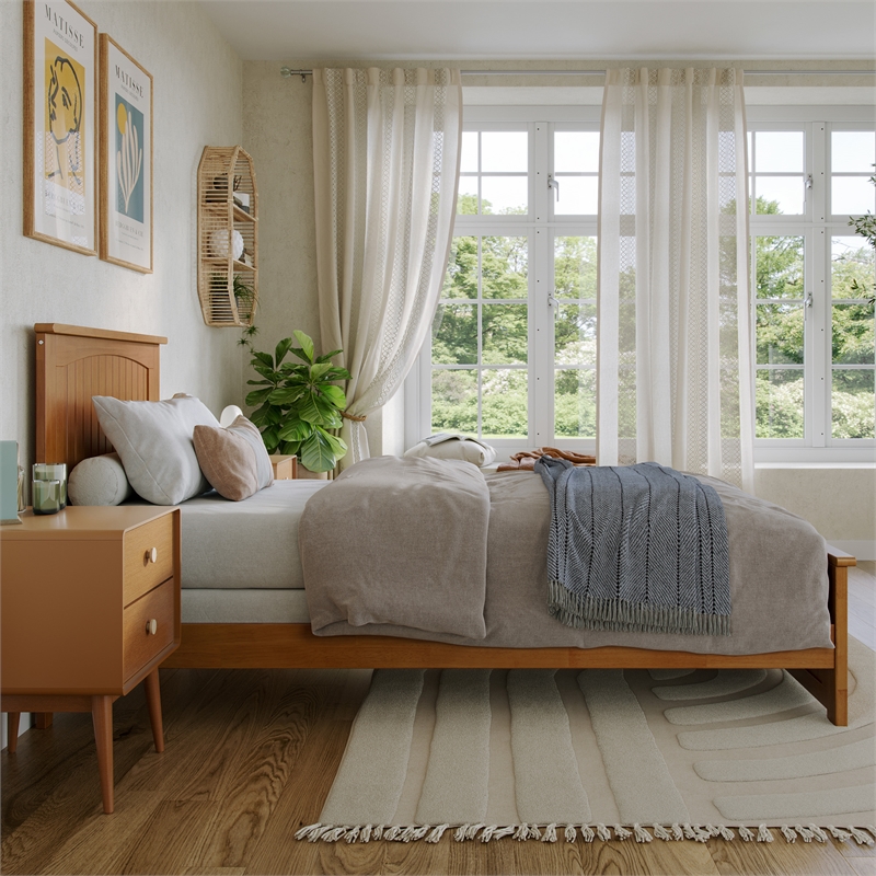 Nantucket Twin XL Wood Foundation Bed with Matching Footboard in Light Toffee