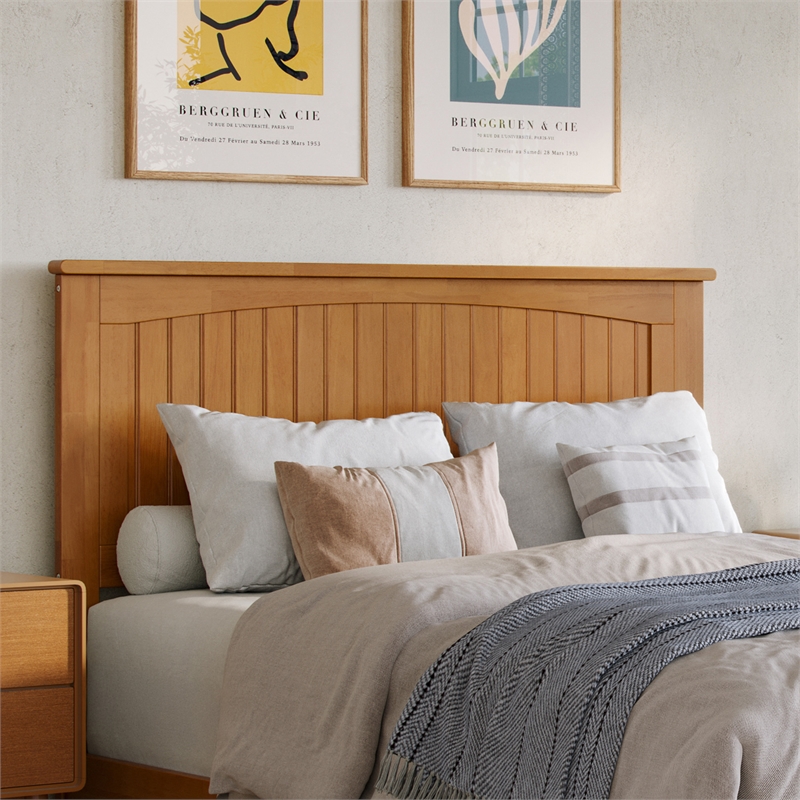 Nantucket Full Low Profile Platform Bed with Matching Footboard in Light Toffee