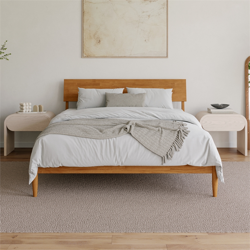 Bradford Queen Wood Platform Bed in Light Toffee